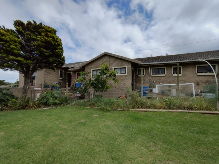 6 Bedroom Property for Sale in Boskloof Eastern Cape